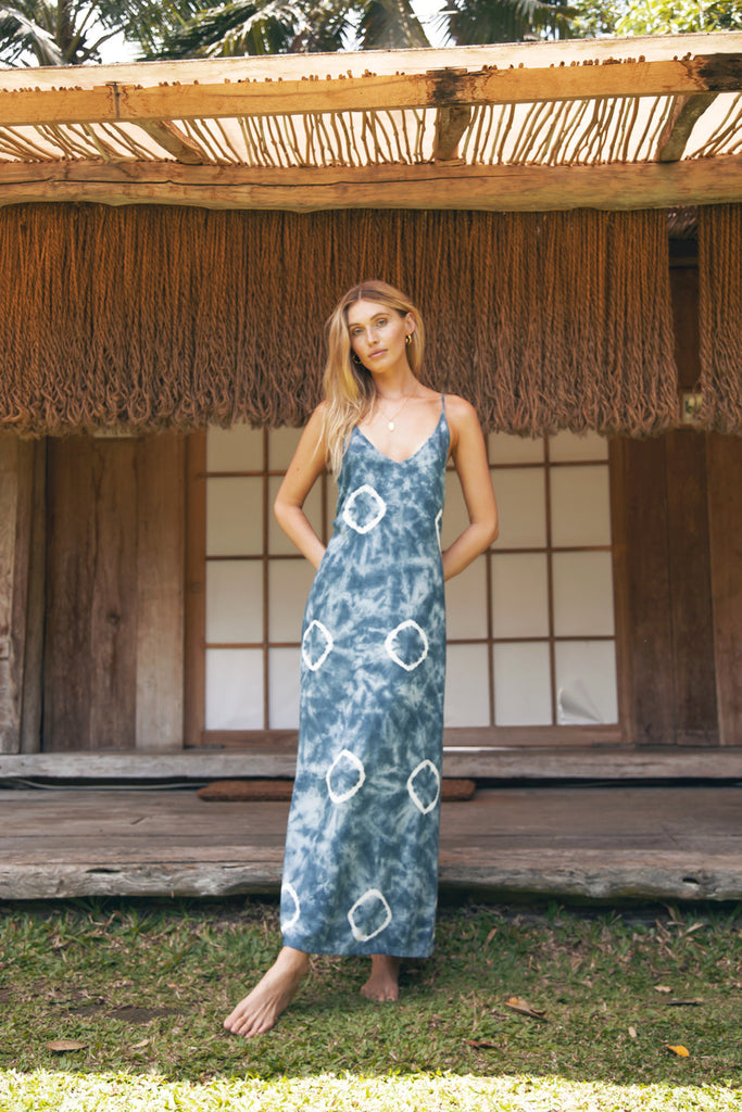 womens blue tie dye viscoe maxi dress 