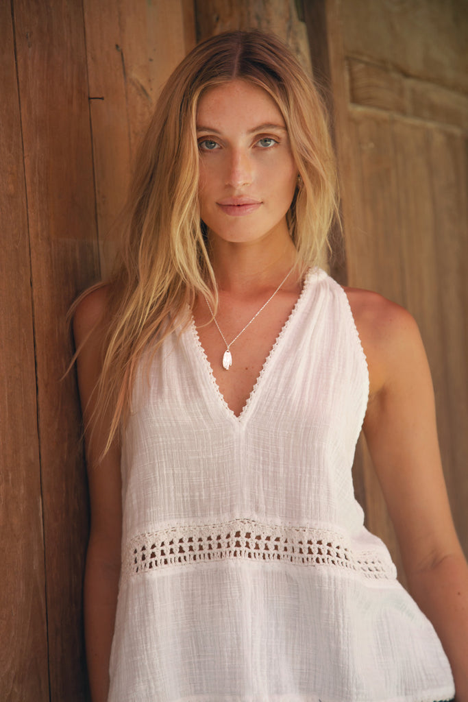 women's white cotton v neck top